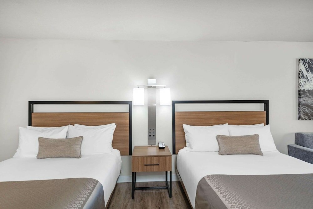 Фото Wyndham Garden San Diego Near SeaWorld