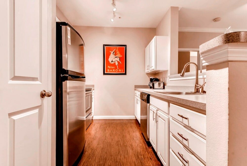 Фото Bluebird Suites in Downtown Providence