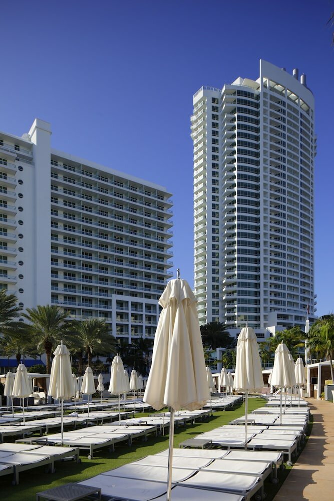 Фото Fontainebleau Miami Beach Private Luxury Suites