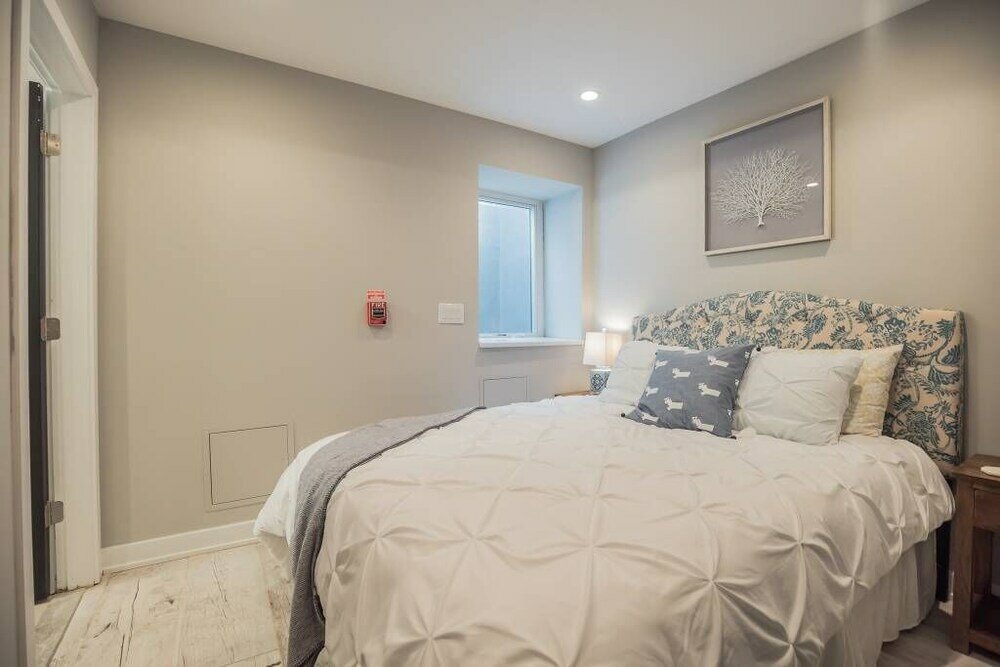 Фото 755 Capitol - B