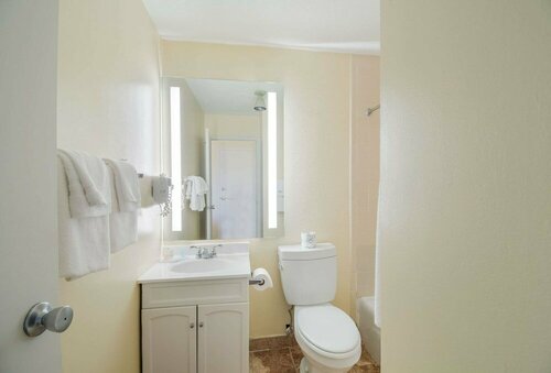 Гостиница Econo Lodge Hurley-Ironwood в Айронвуде