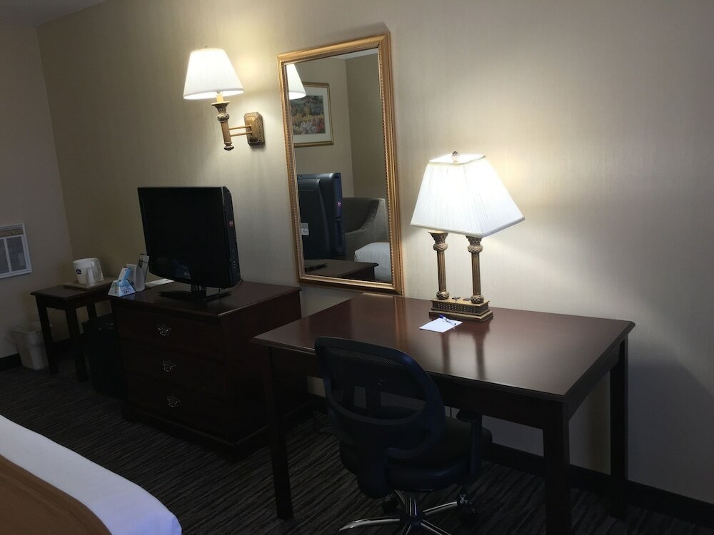 Фото Best Western Gateway Adirondack Inn