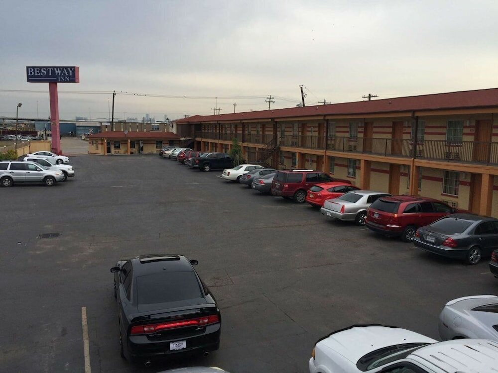 Фото Best Way Inn Houston - Medical Center