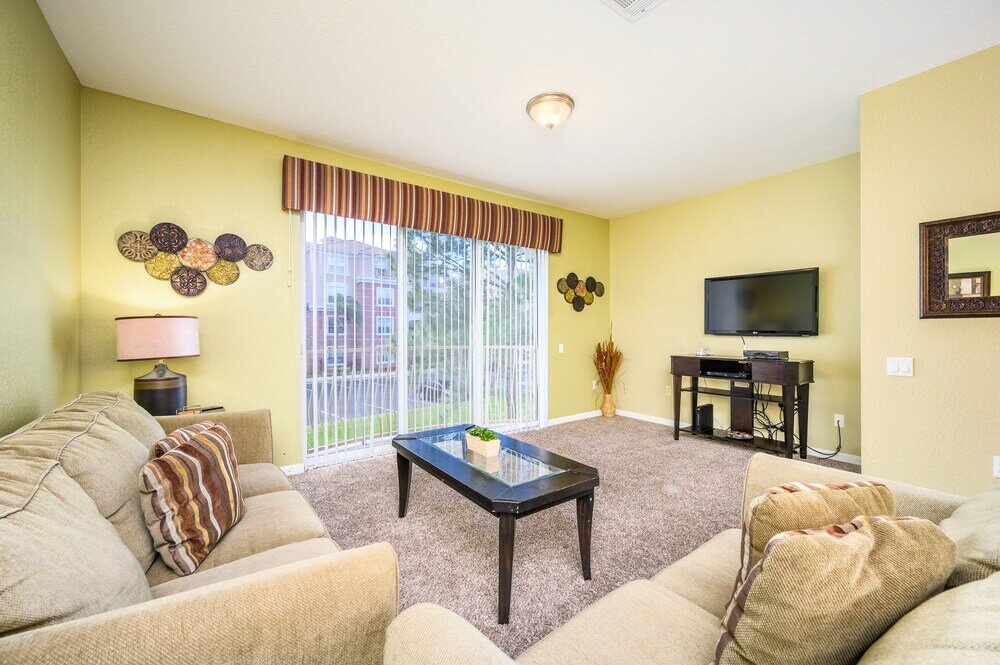 Фото Vista Cay Resort Direct Townhomes by Millennium Management