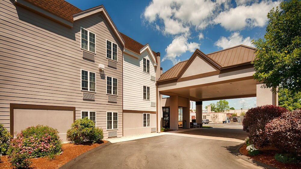 Фото Best Western Hartford Hotel & Suites
