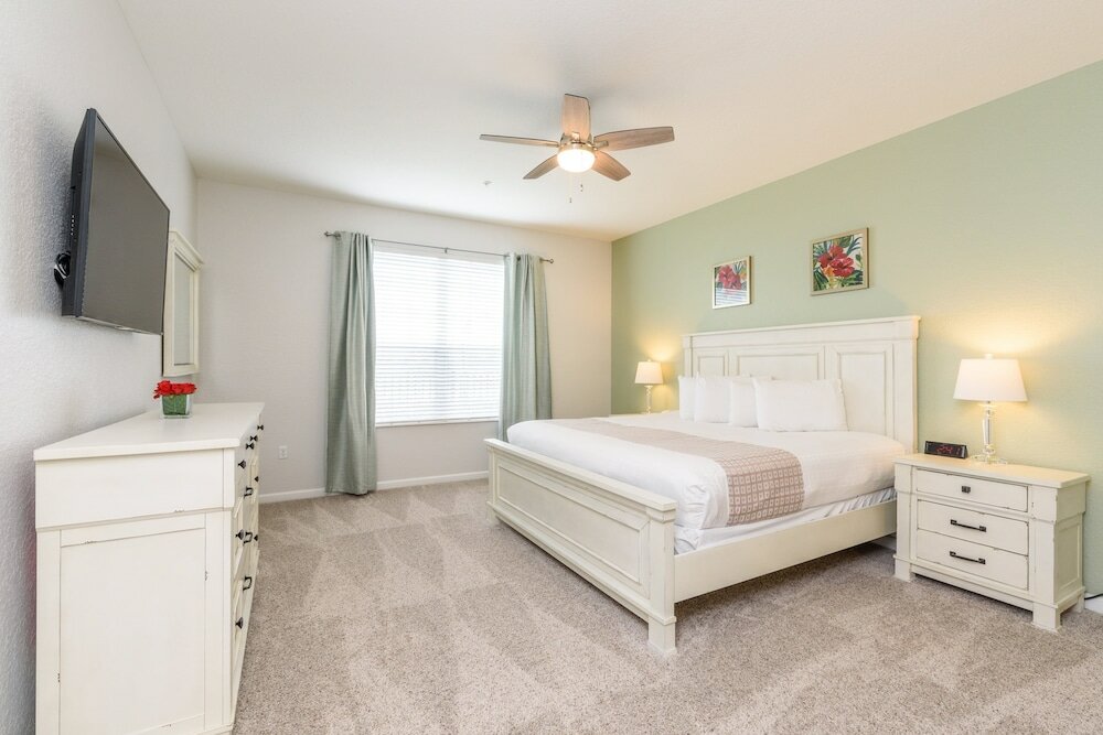 Фото Vista Cay Resort Direct Condos by Millennium Management