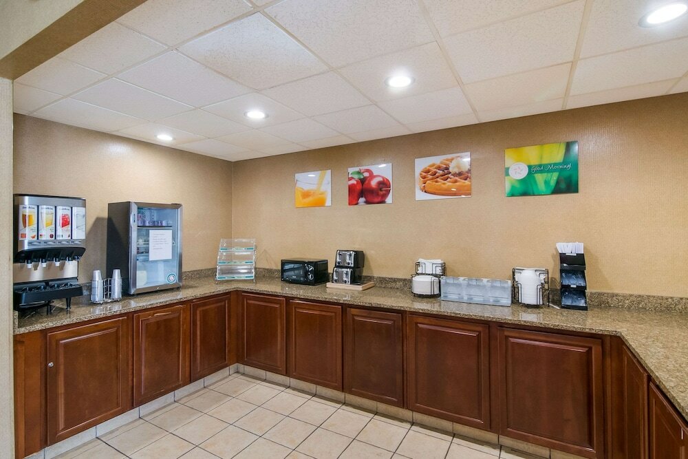 Фото Quality Inn Mystic - Groton