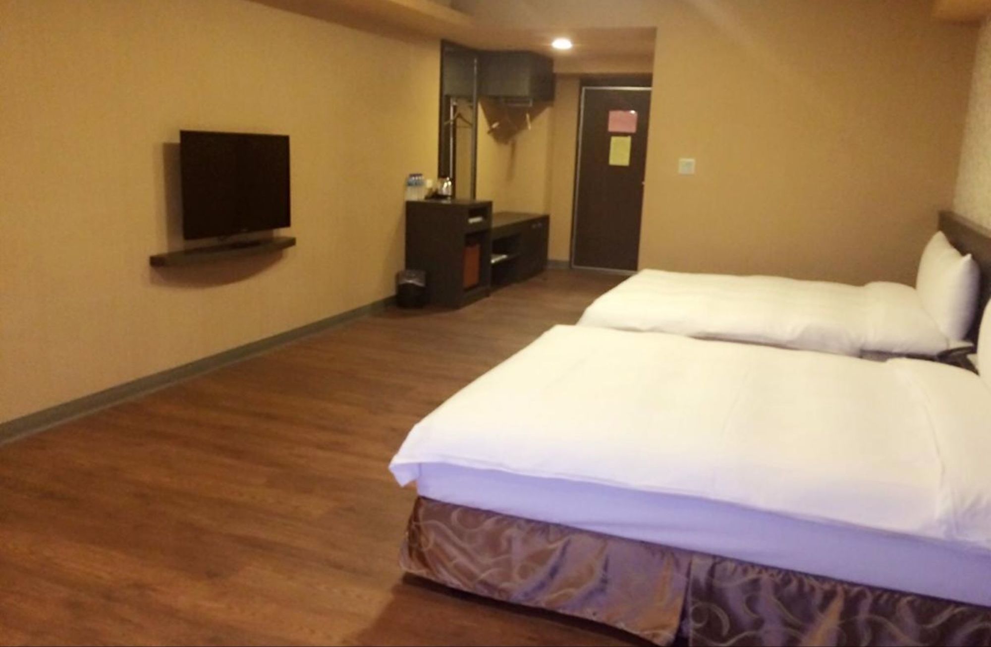 Фото Crystal Hotel