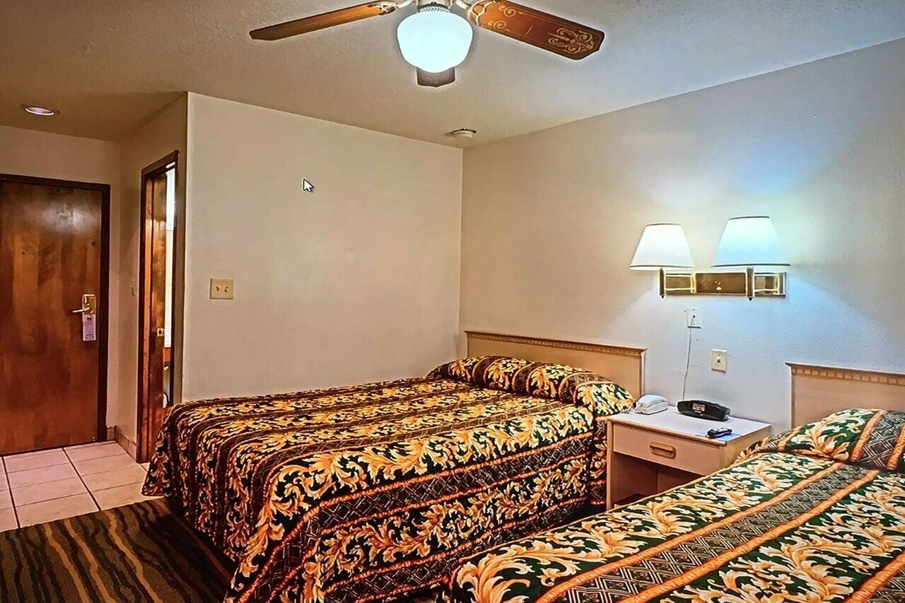 Фото Days Inn by Wyndham Albuquerque I 25