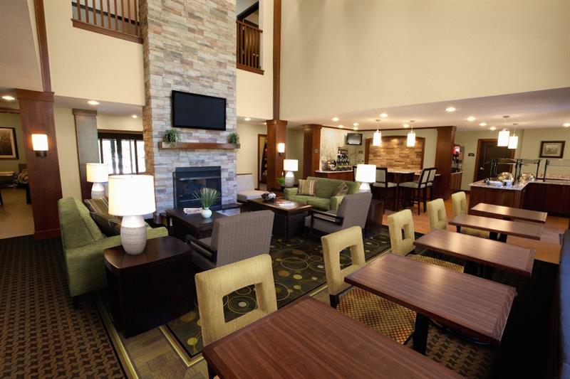 Фото Staybridge Suites Overland Park - Kansas City S, an Ihg Hotel