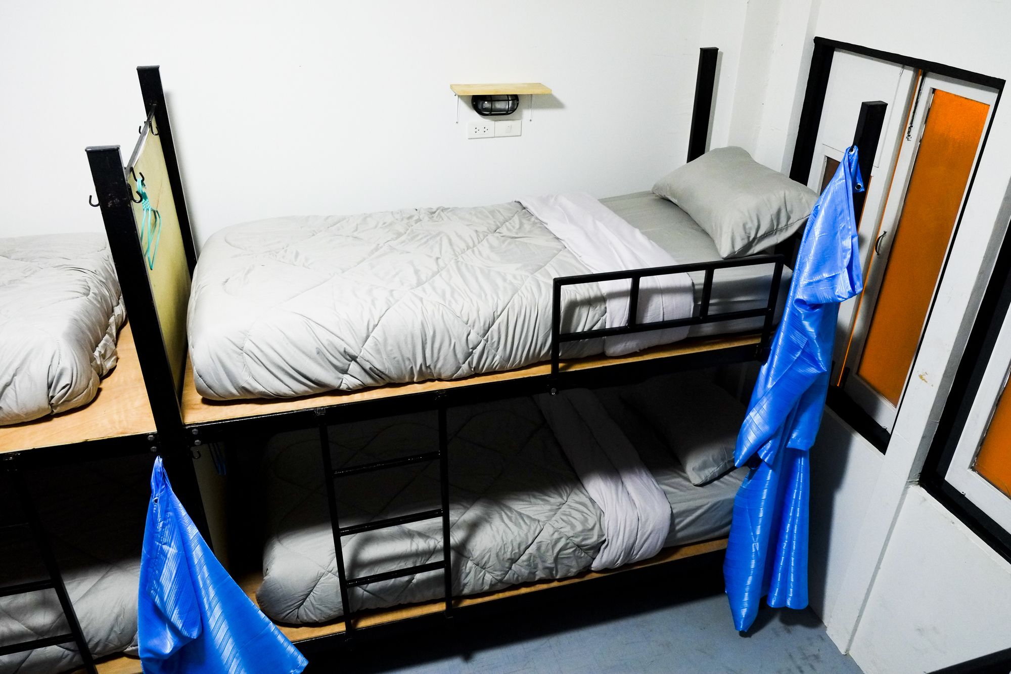 Фото Zee Thai Hostel