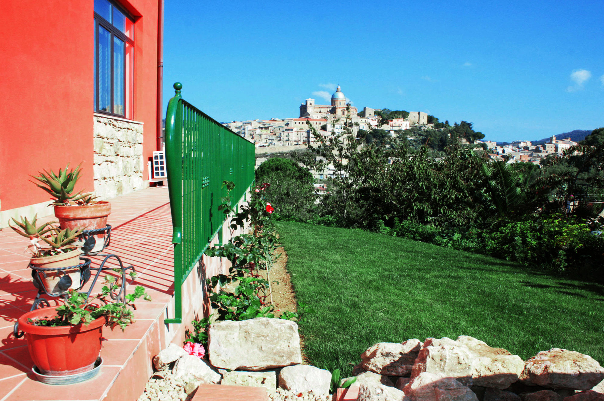 Фото La Casa Rossa Country House
