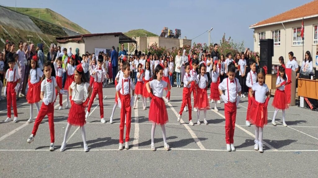 Primary school Asarlik 125th Year Primary School, Izmir, photo