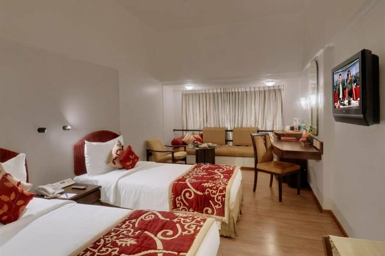 Фото Hotel Kohinoor Continental, Airport