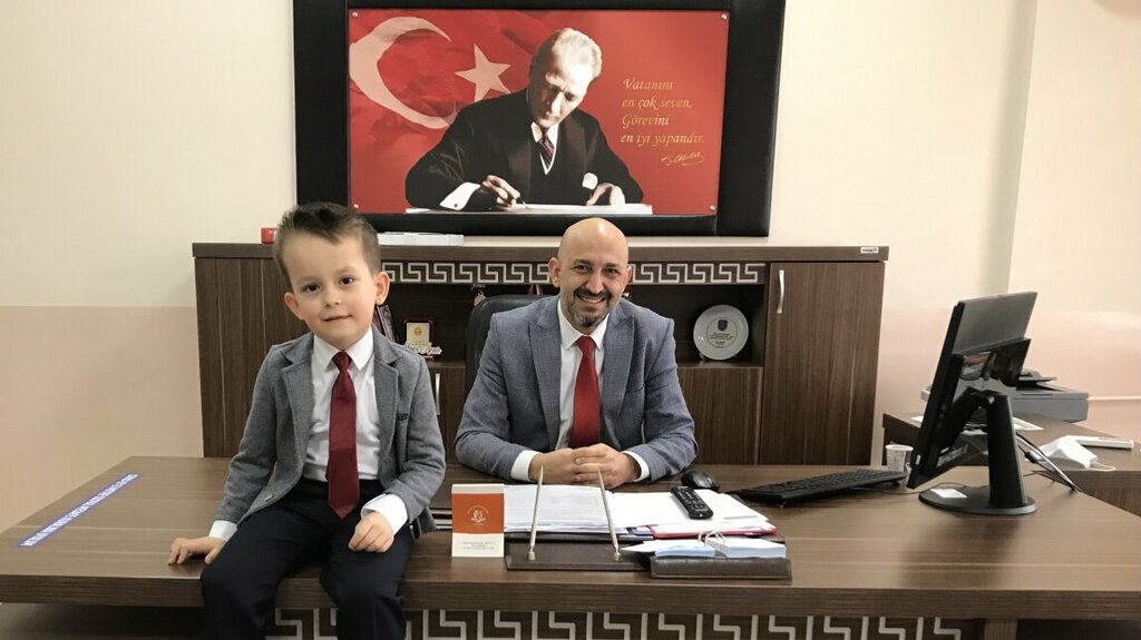 Primary school Martyr Fethi Sekin Primary School, Serdivan, photo