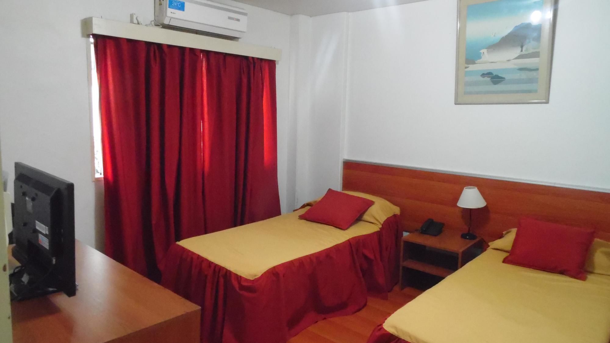 Фото Hotel Adrazi