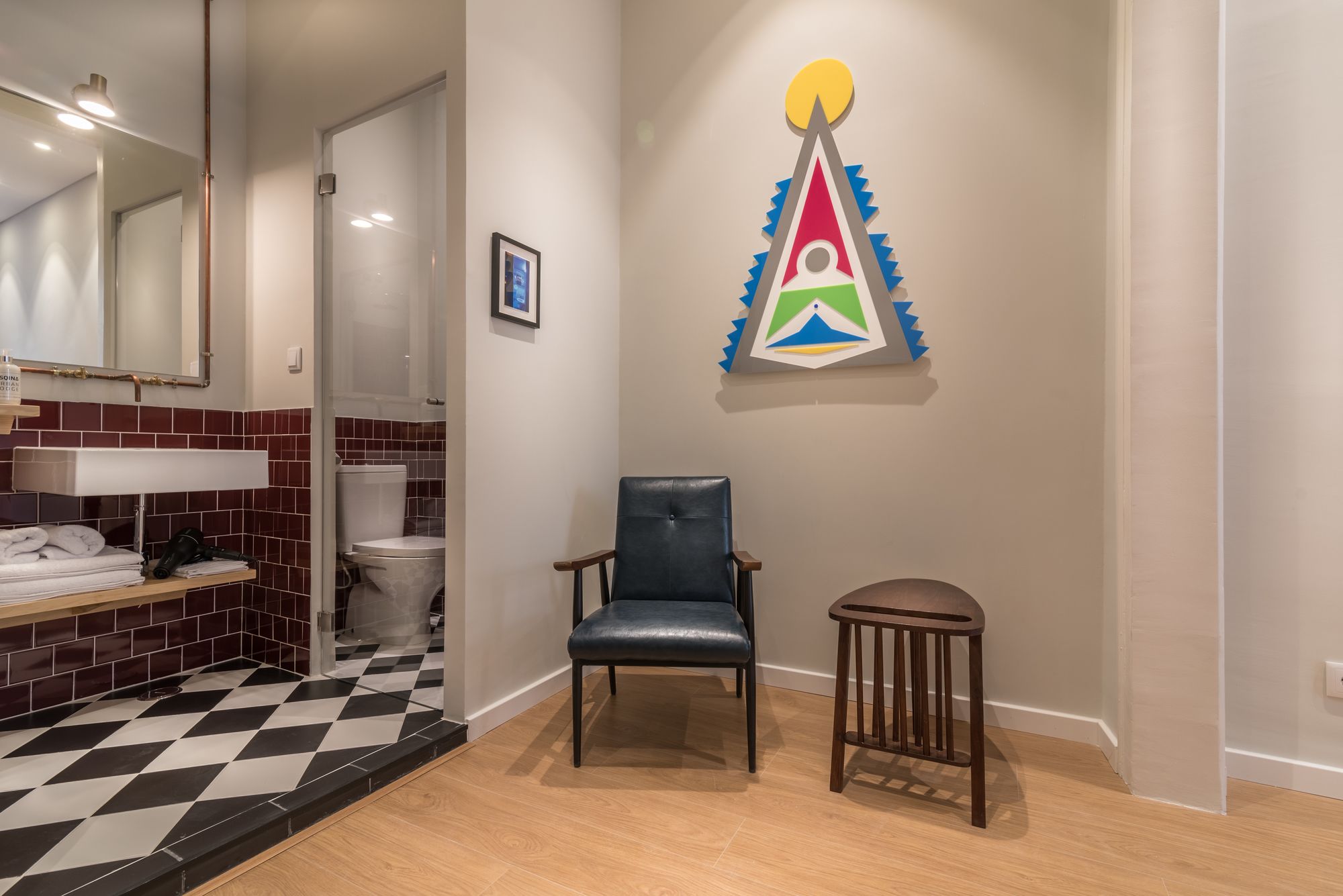 Фото Esqina Urban Lodge