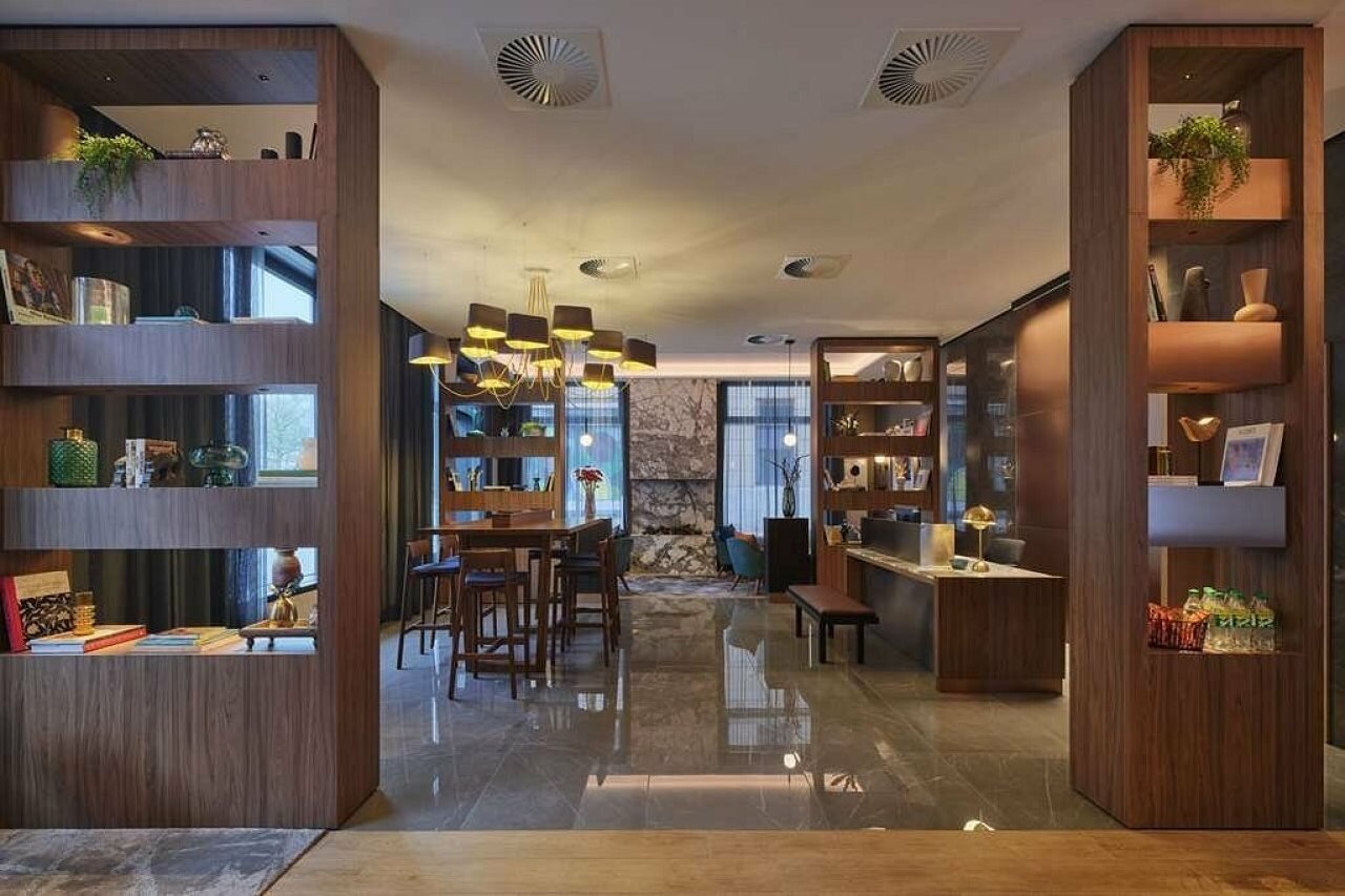 Фото Adina Apartment Hotel Wiesbaden