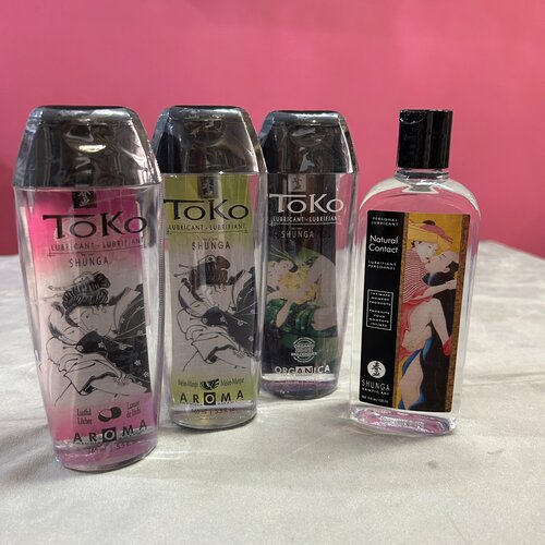 Бүлдіршіндермен оралған актрисамен порно