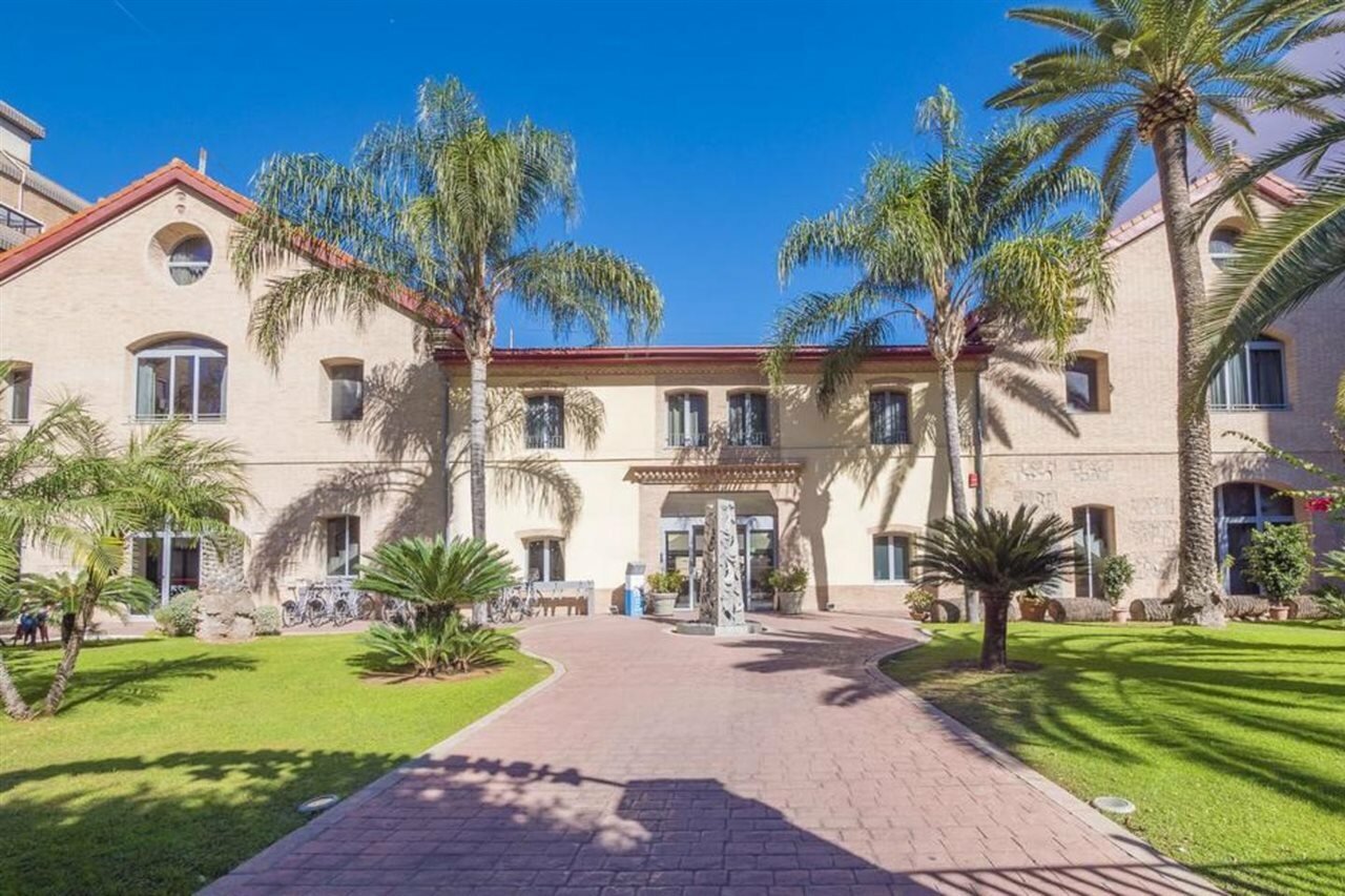 Фото Dwo Valencia