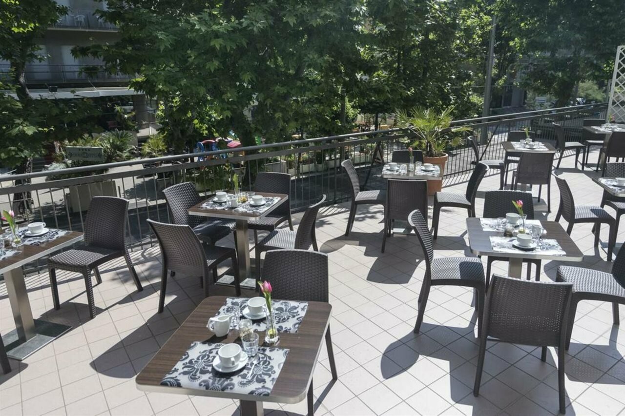 Фото Club Meeting Hotel