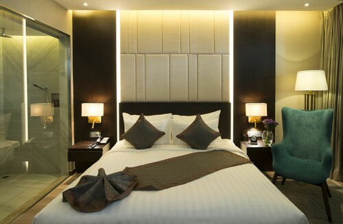 Гостиница New Orient Hotel Danang в Дананге