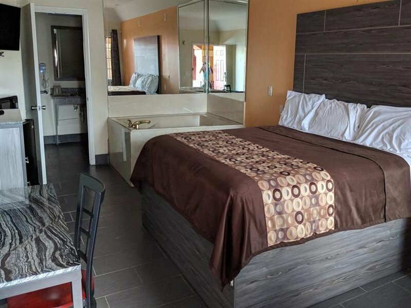 Фото Regency Inn And Suites Galena