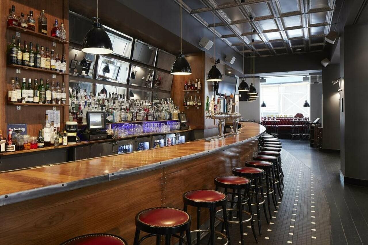 Фото Radisson Hotel New York Wall Street