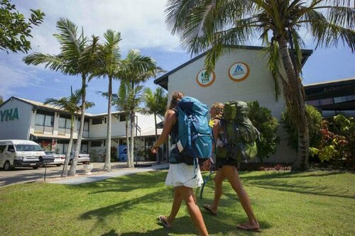 Гостиница Coolangatta Yha - Hostel в Голд-Кост
