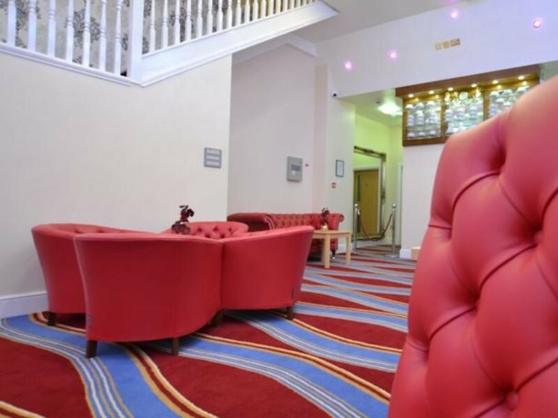 Фото Best Western Greater London Hotel