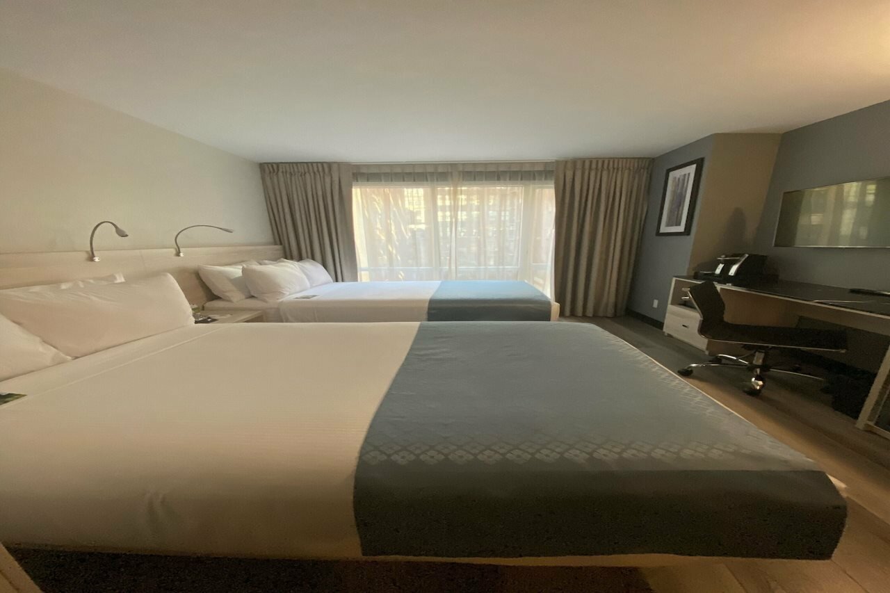 Фото Wingate by Wyndham New York Midtown South/5th Ave