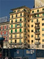 Гостиница Top Floor Napoli в Неаполе