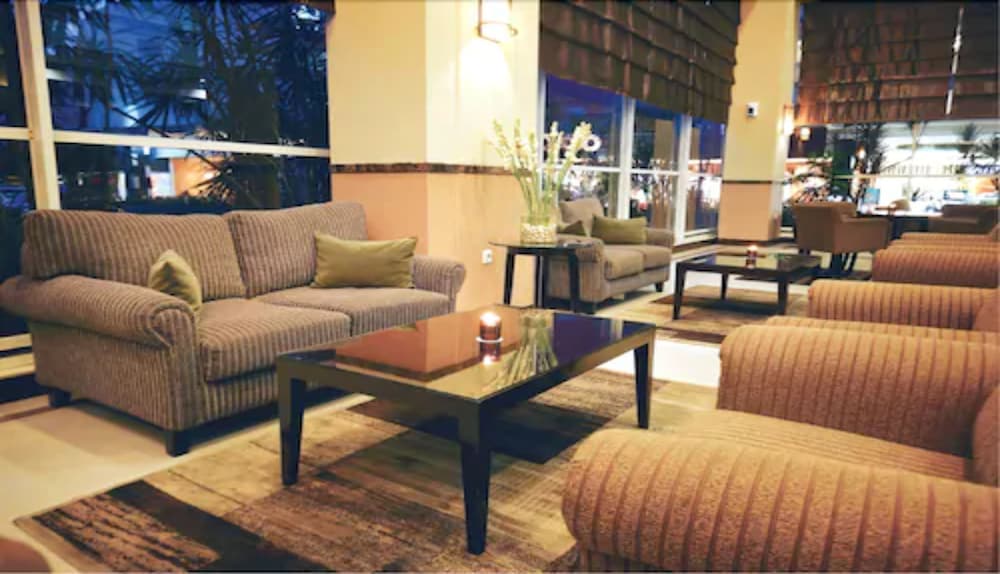 Фото Grage Hotel Cirebon