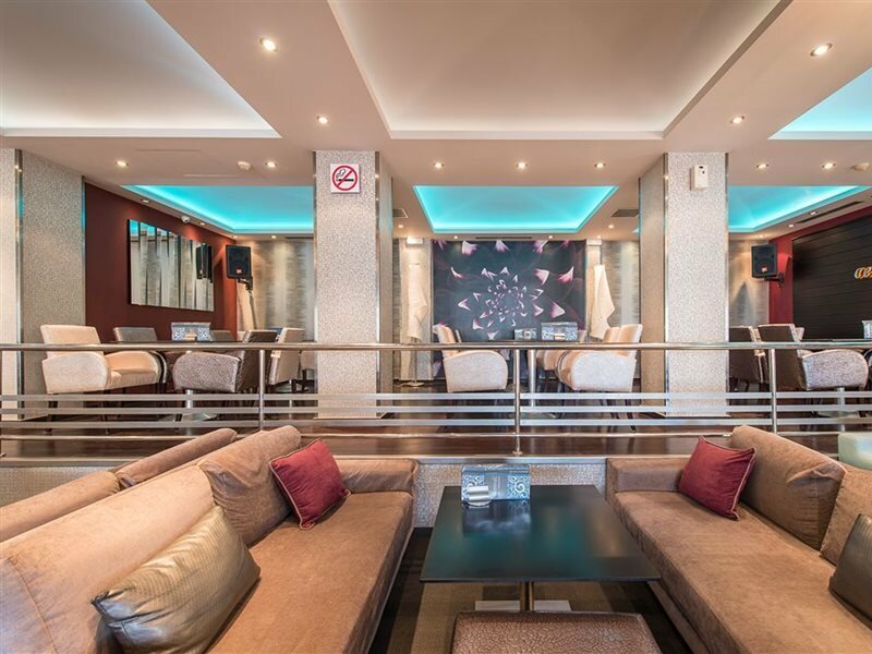 Фото Phoenix Hotel