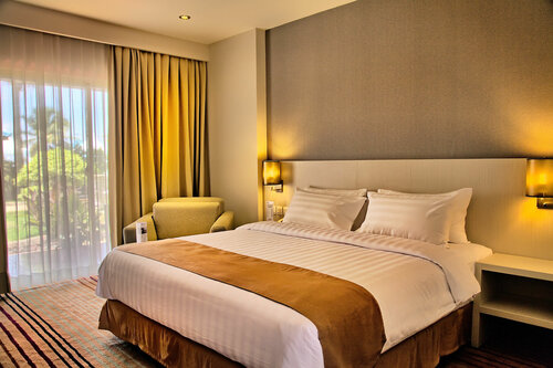 Гостиница Kristal Hotel Kupang в Купанге