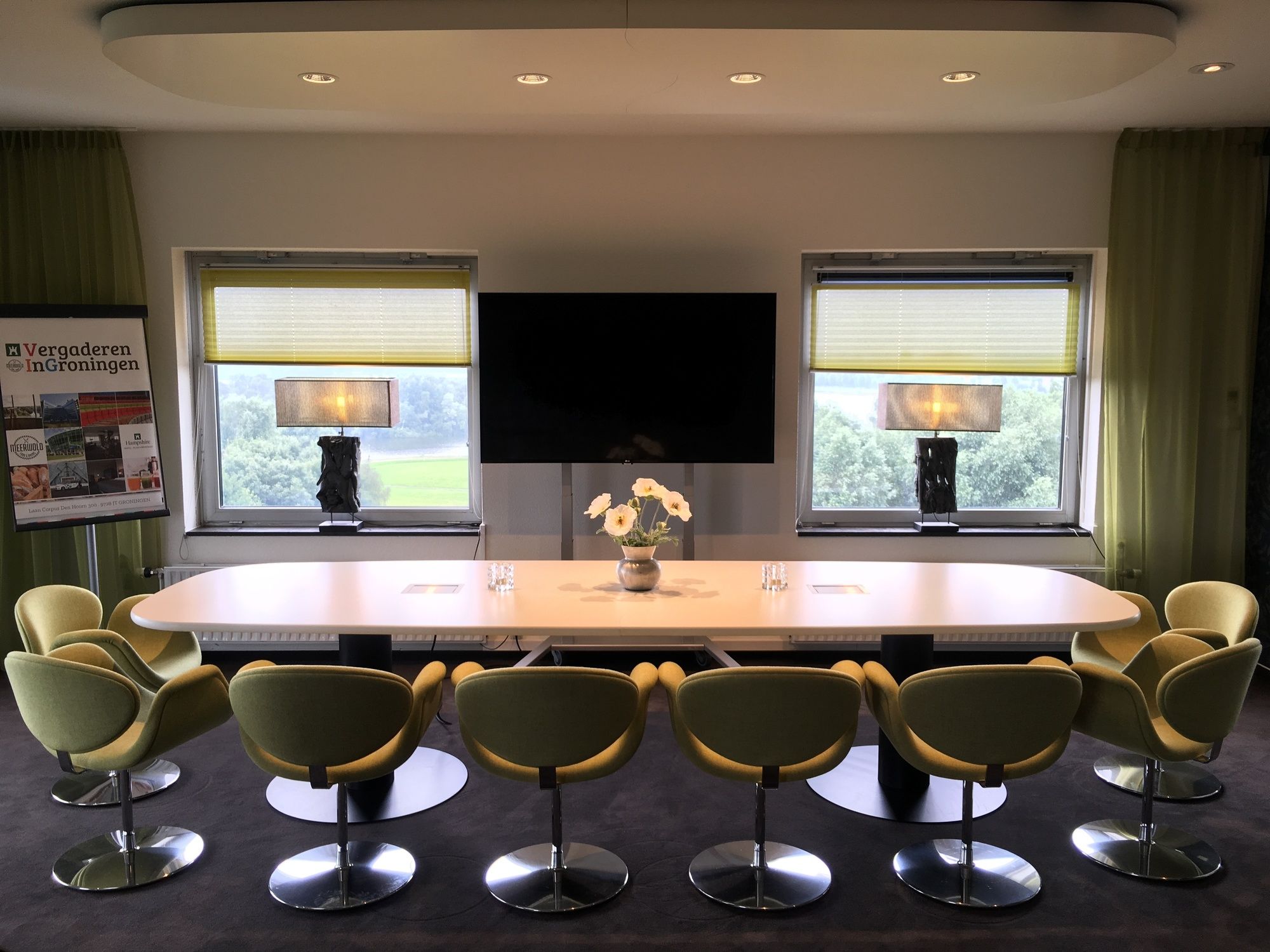 Фото Flonk Hotel Groningen Zuid, Bw Signature Collection