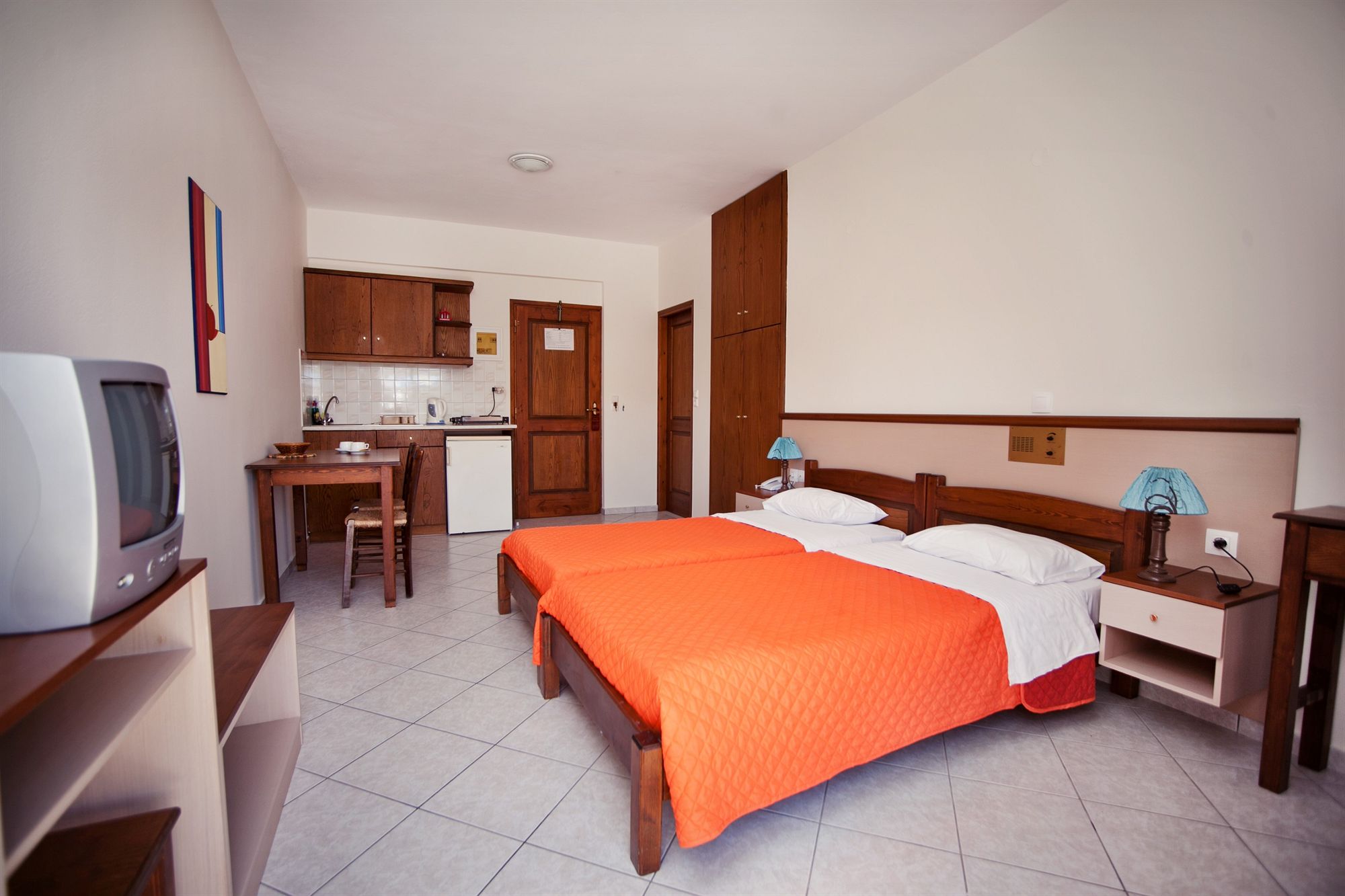 Фото Niriides Hotel