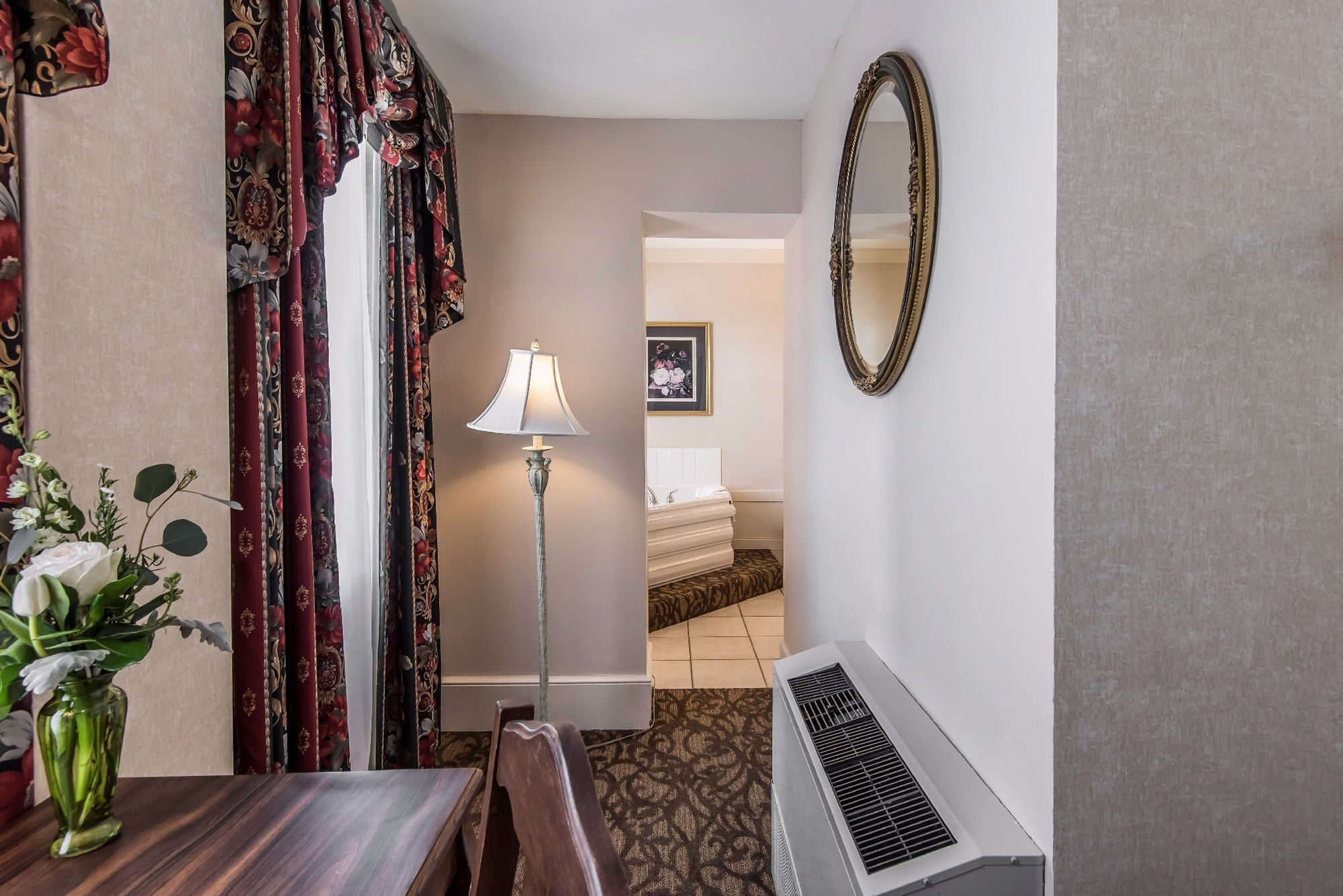 Фото Hotel Bothwell Sedalia Central District, Ascend Hotel Collection