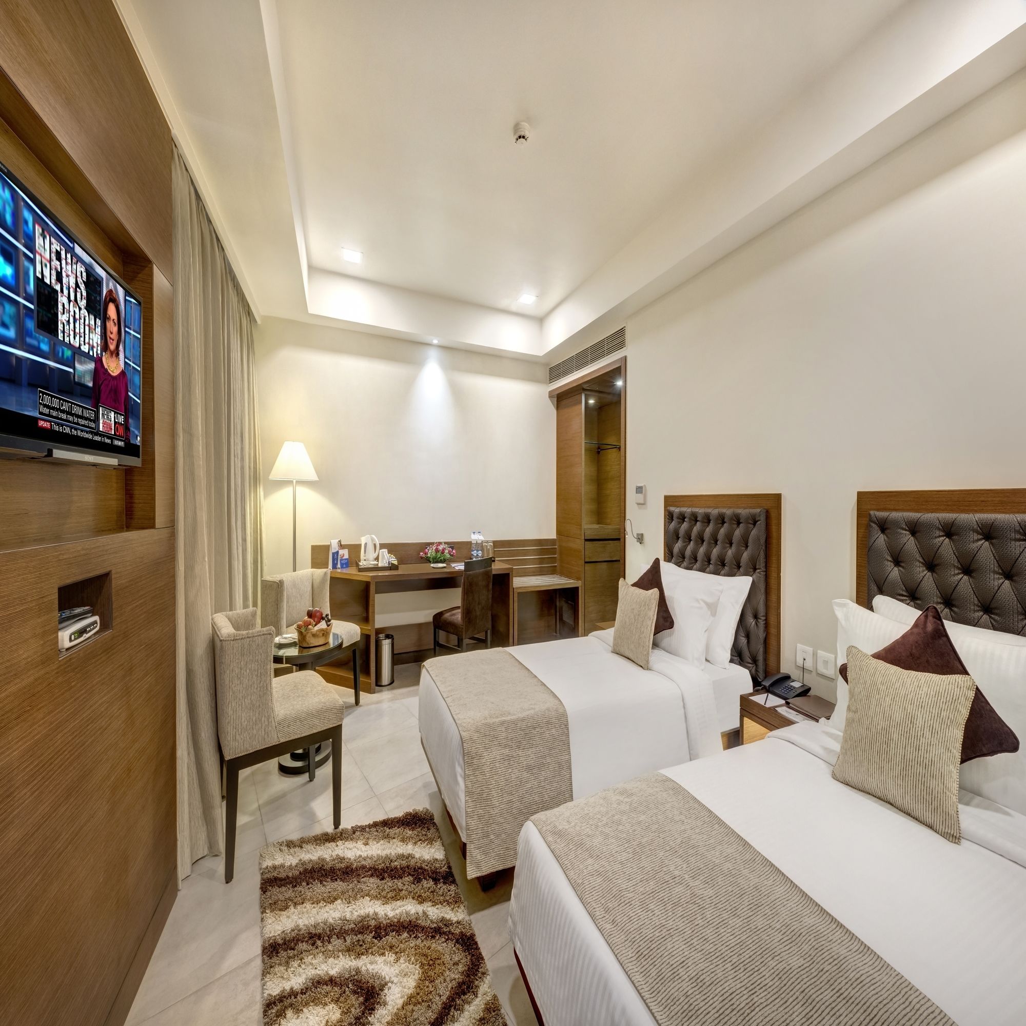 Фото Peerless Hotel Kolkata