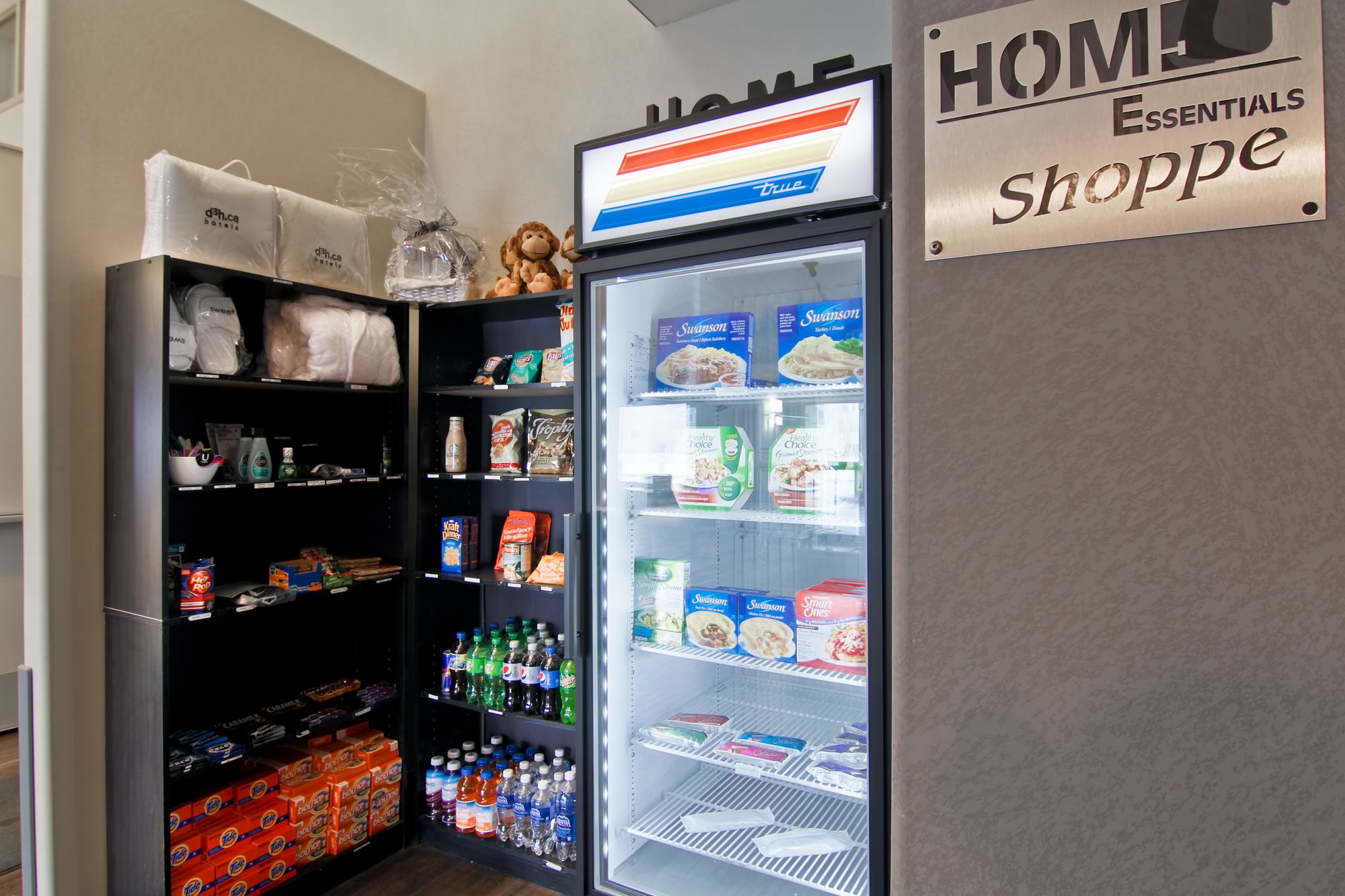 Фото Home Inn and Suites Regina Airport