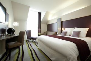 Mercure Chartres Centre Cathédrale (Chartres, Rue du Général Koenig, 3), hotel