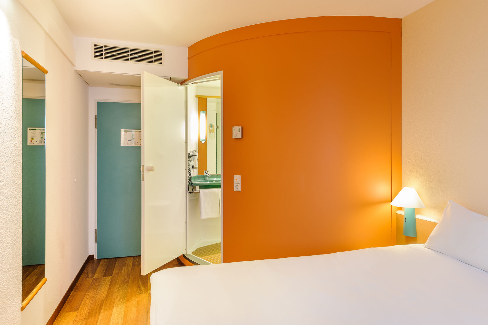 Фото Ibis Wuerzburg City Hotel