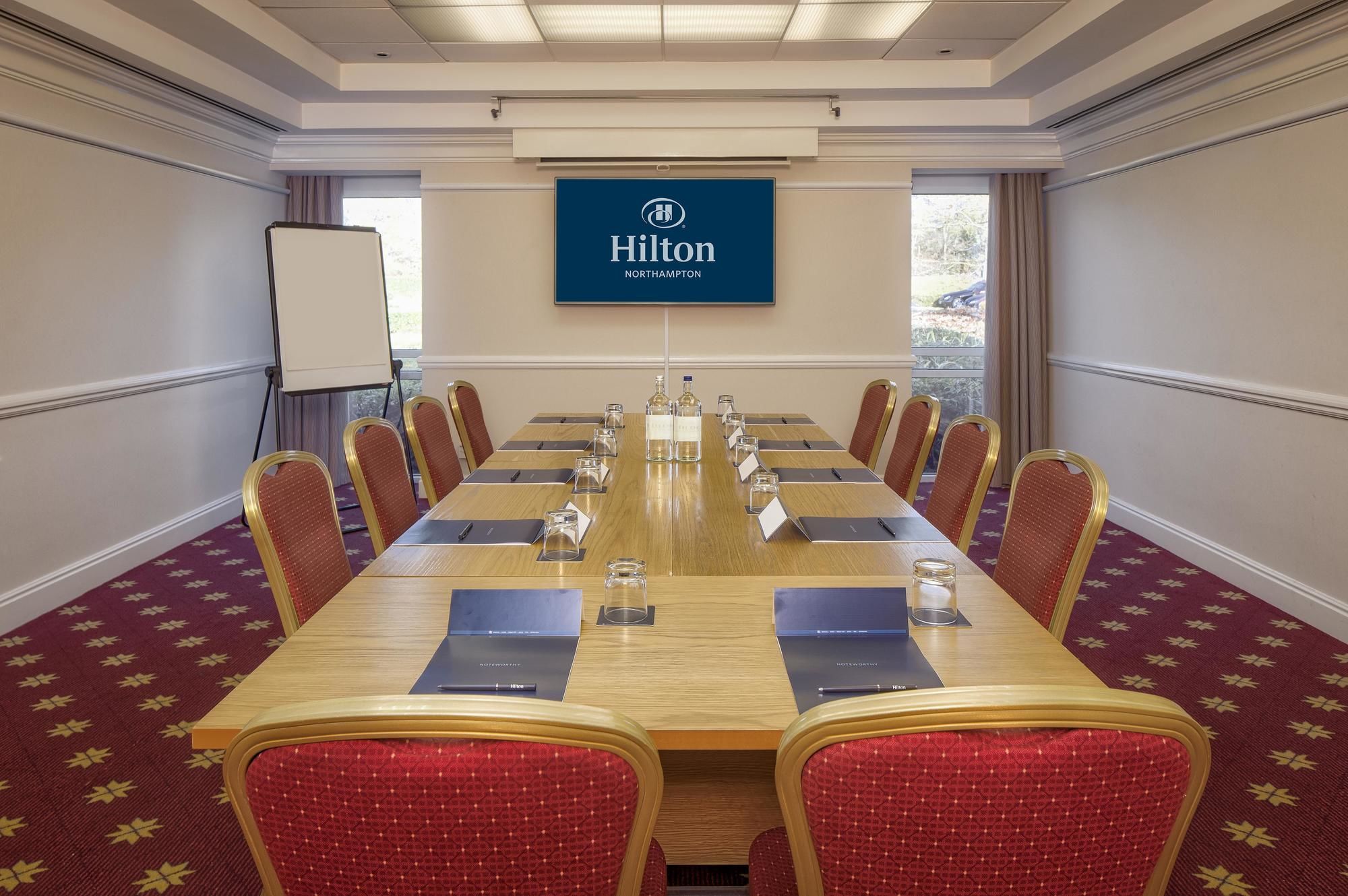 Фото Hilton Northampton