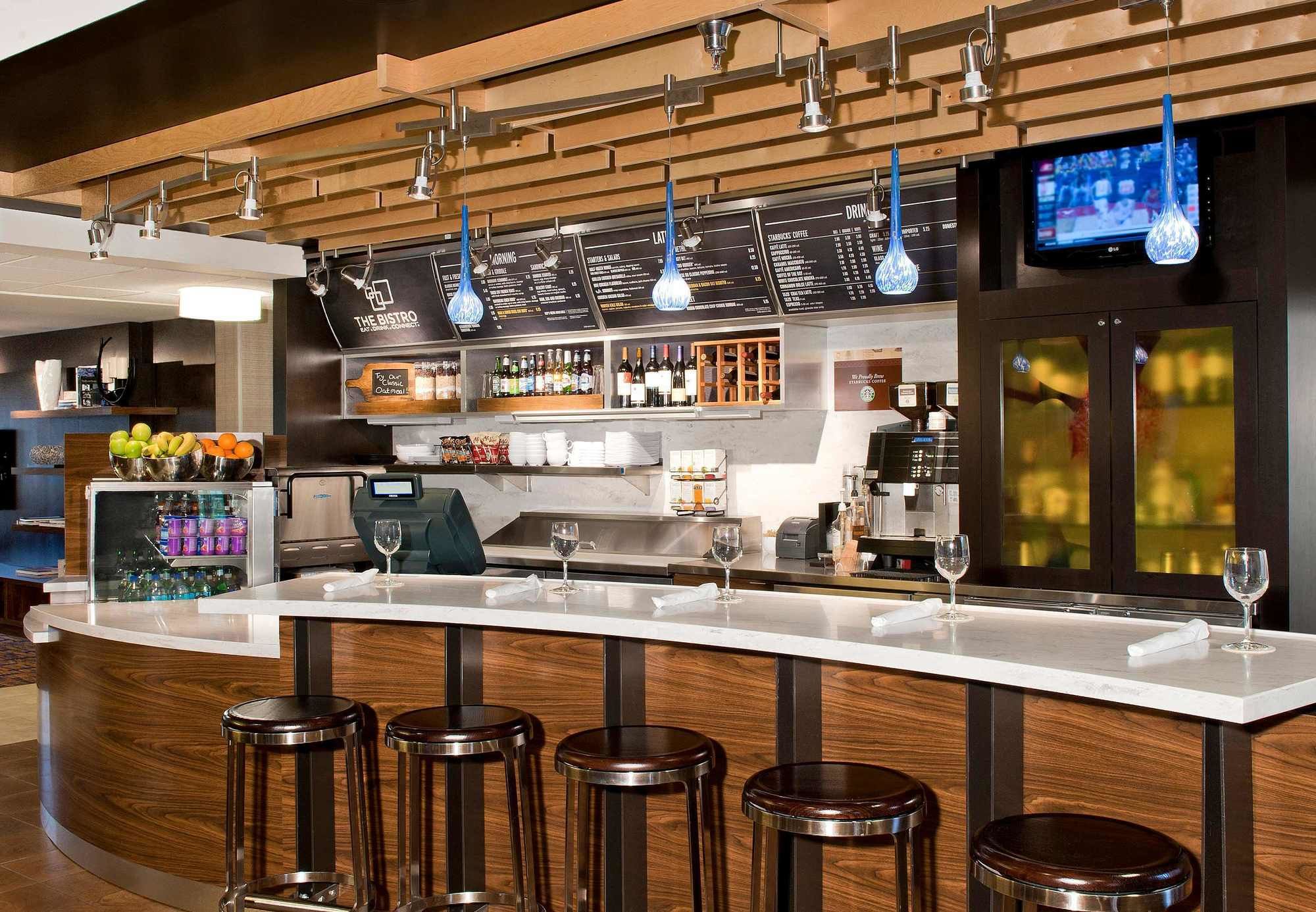 Фото Courtyard by Marriott Ballantyne