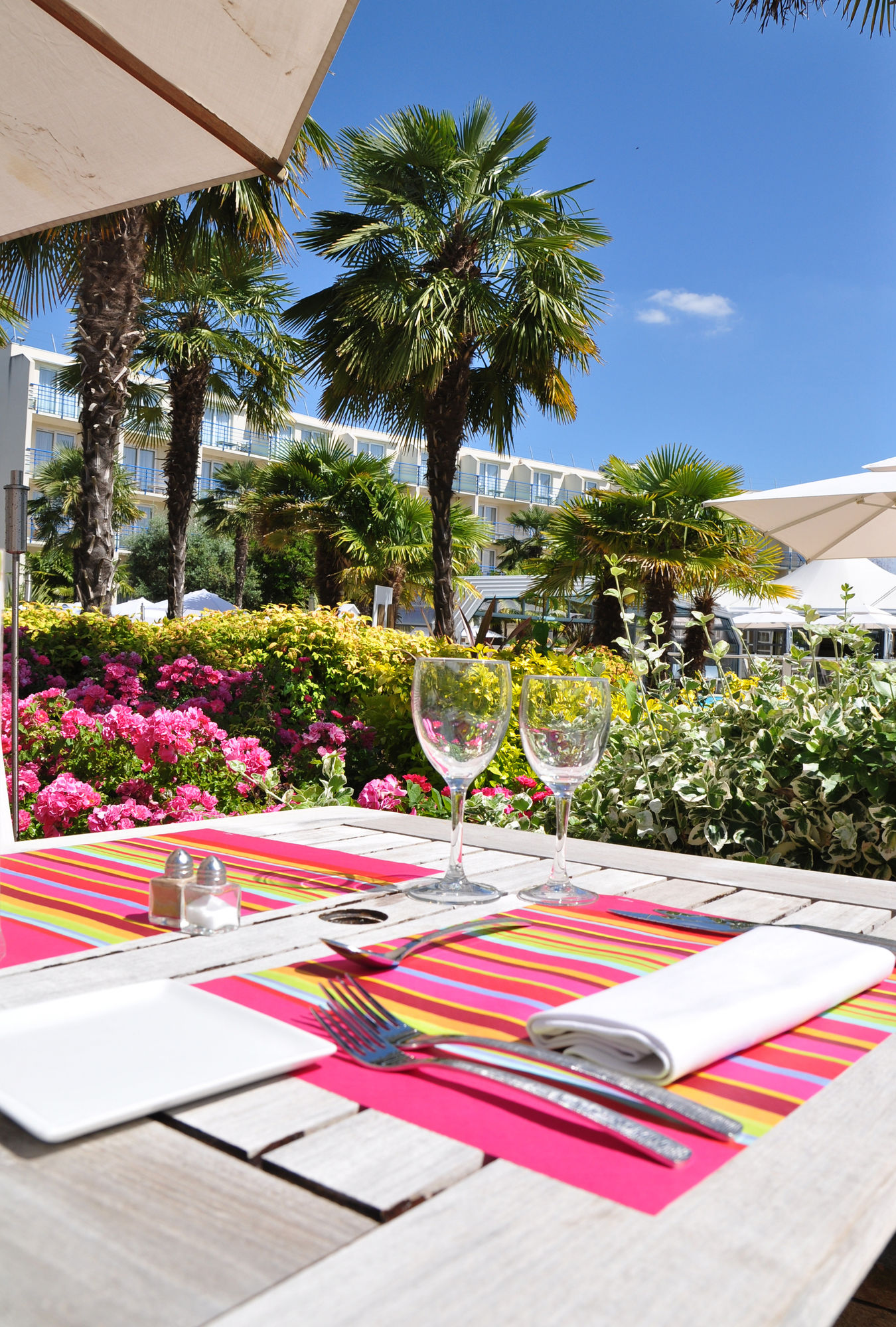 Фото Westotel Nantes Atlantique