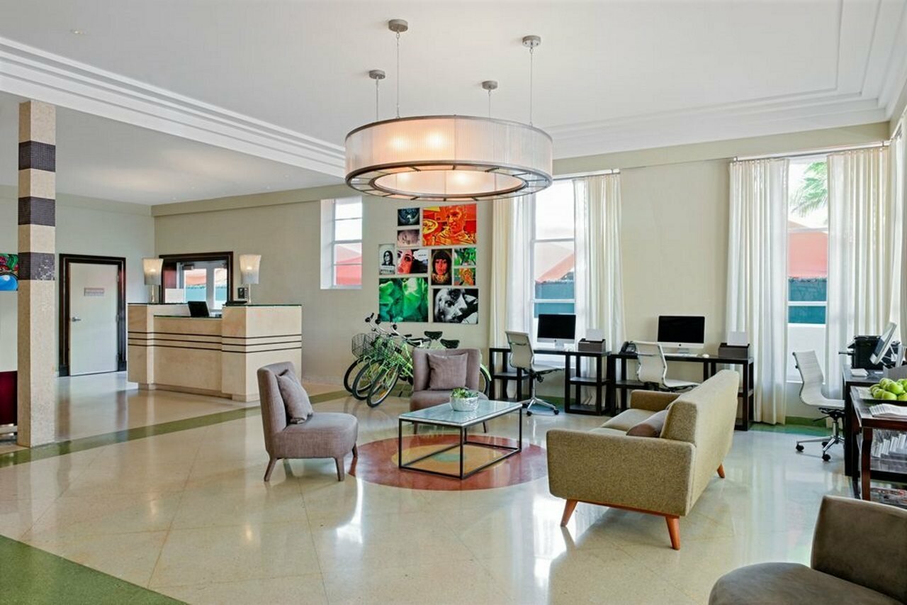 Фото Hotel Breakwater South Beach