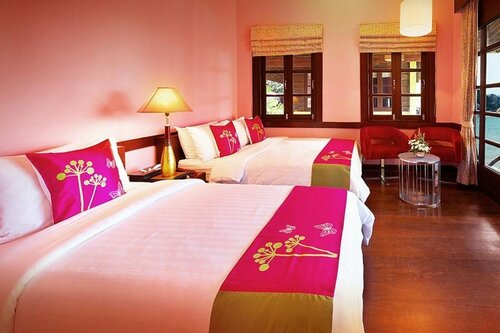 Внешний вид отеля Coral Cliff Beach Resort в Ламае, фото 4