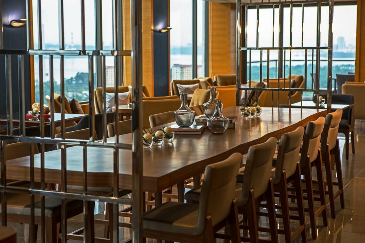 Фото Renaissance Johor Bahru Hotel