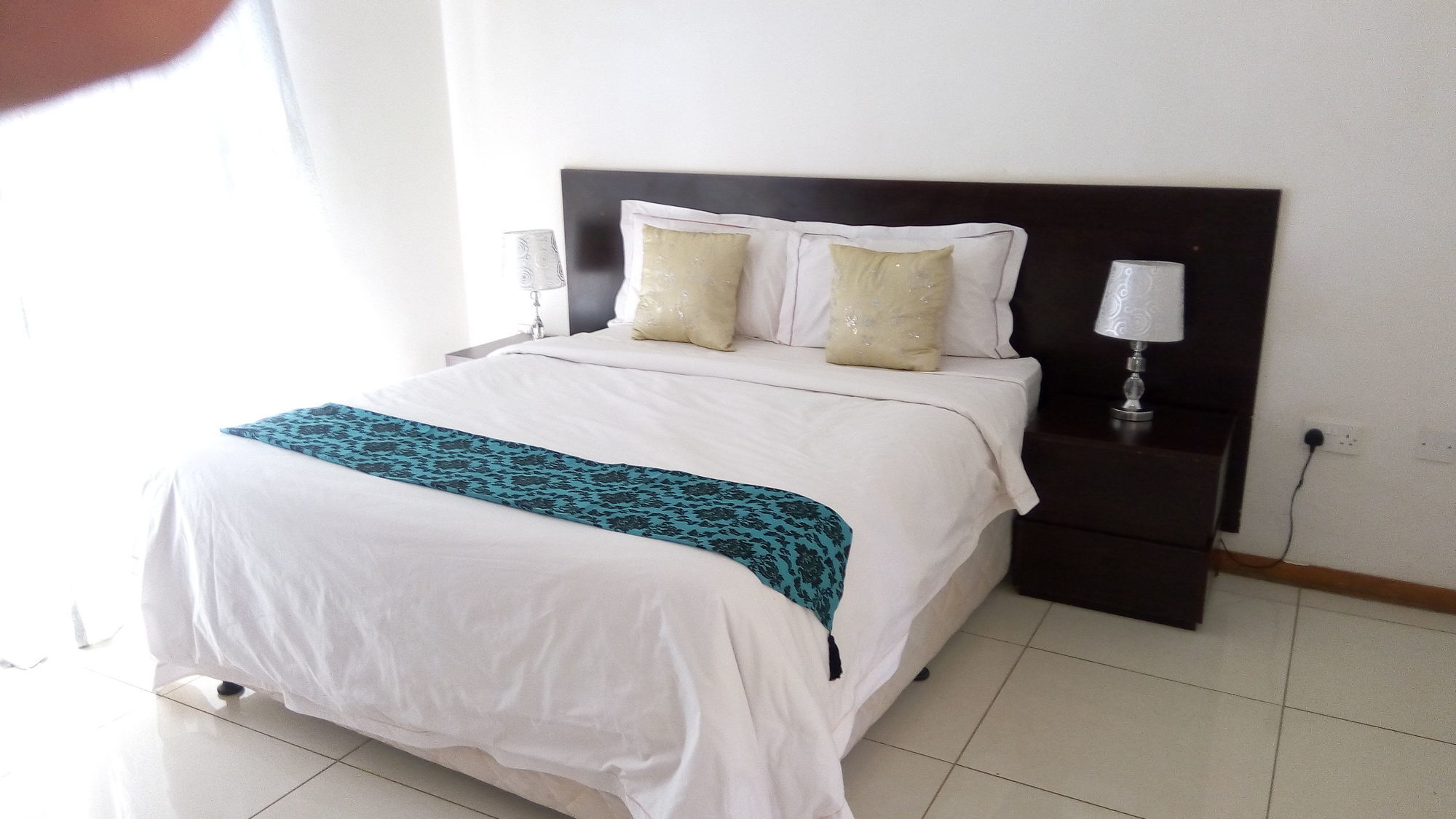 Фото Tasha Lodge