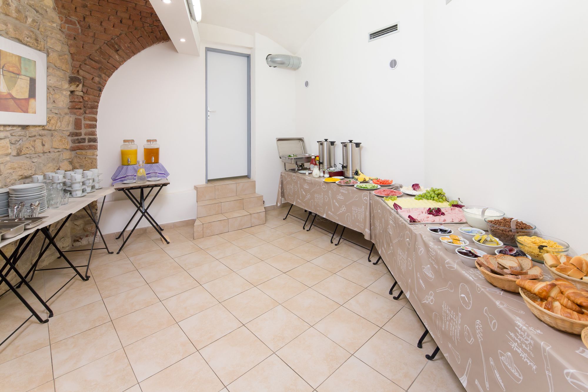 Фото 74096153929